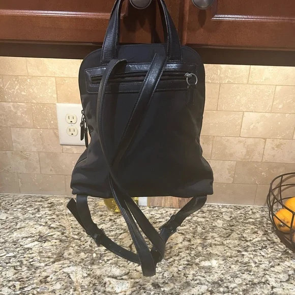 Coach Vintage Black Nylon/Leather Mercer Small Backpack/Purse - Picture 2 of 9